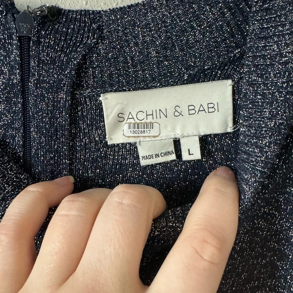 Sachin & Babi
Amelie Metallic Knit Dress large - Picture 4 of 7